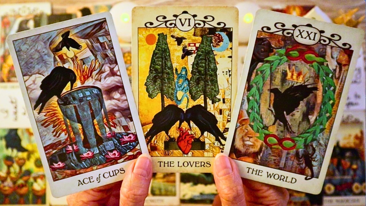 THE PERSON YOU'RE WAITING ON ❤️ THEY WANT A LIFE WITH YOU!! | LOVE TAROT