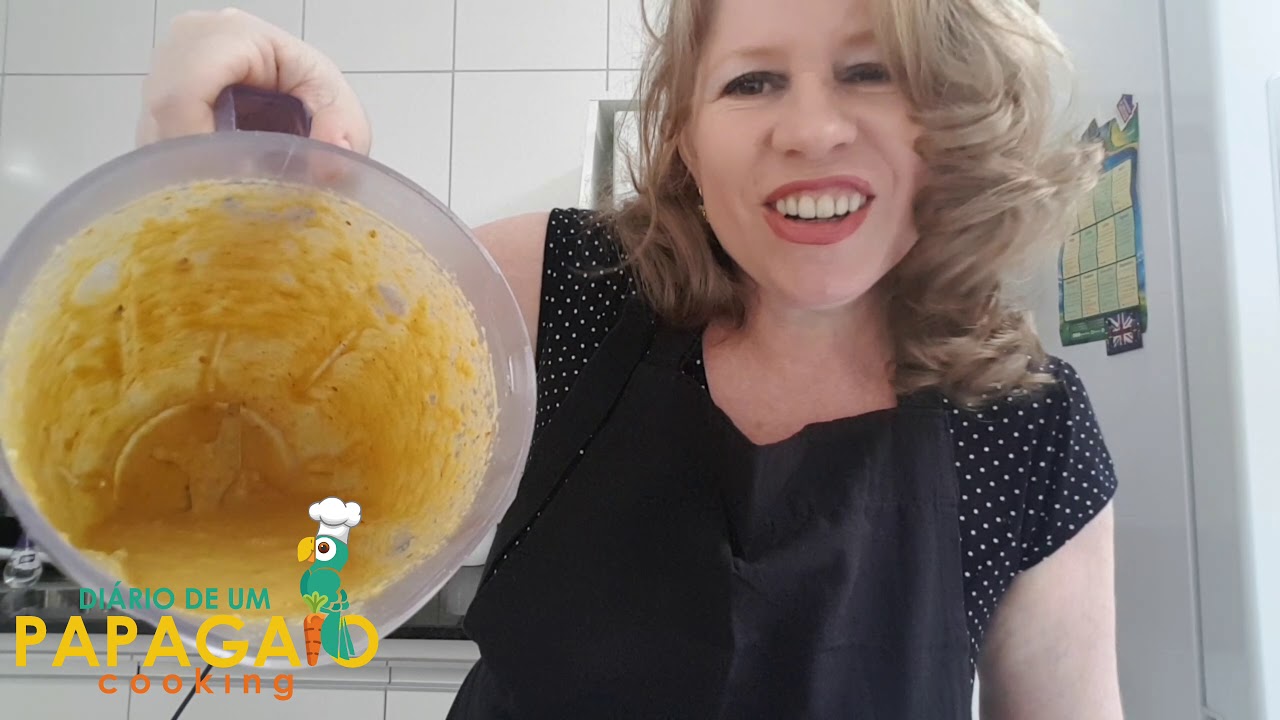 Papa Para Filhote de Papagaio