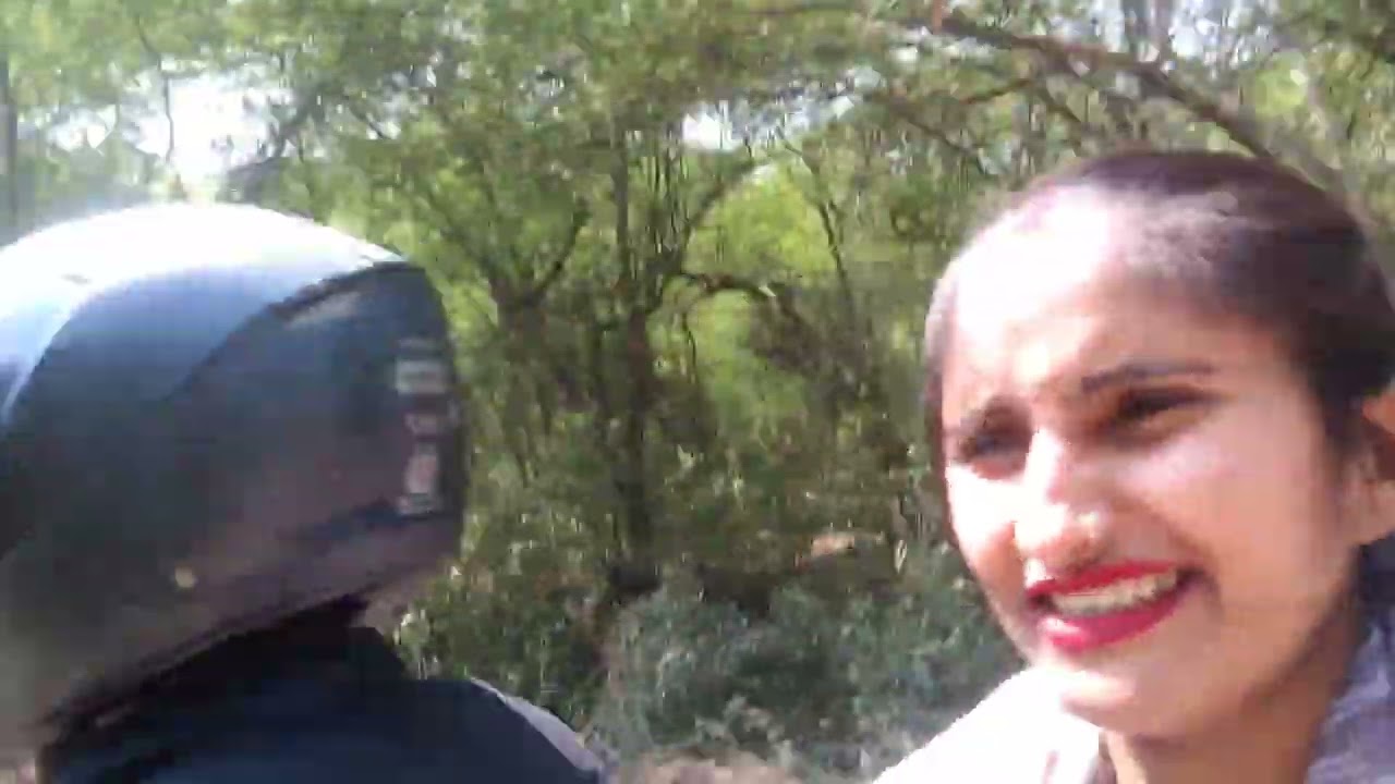 Jiyu ke birthday per gye mandir darshan kerne.jiyu's birthday part 1