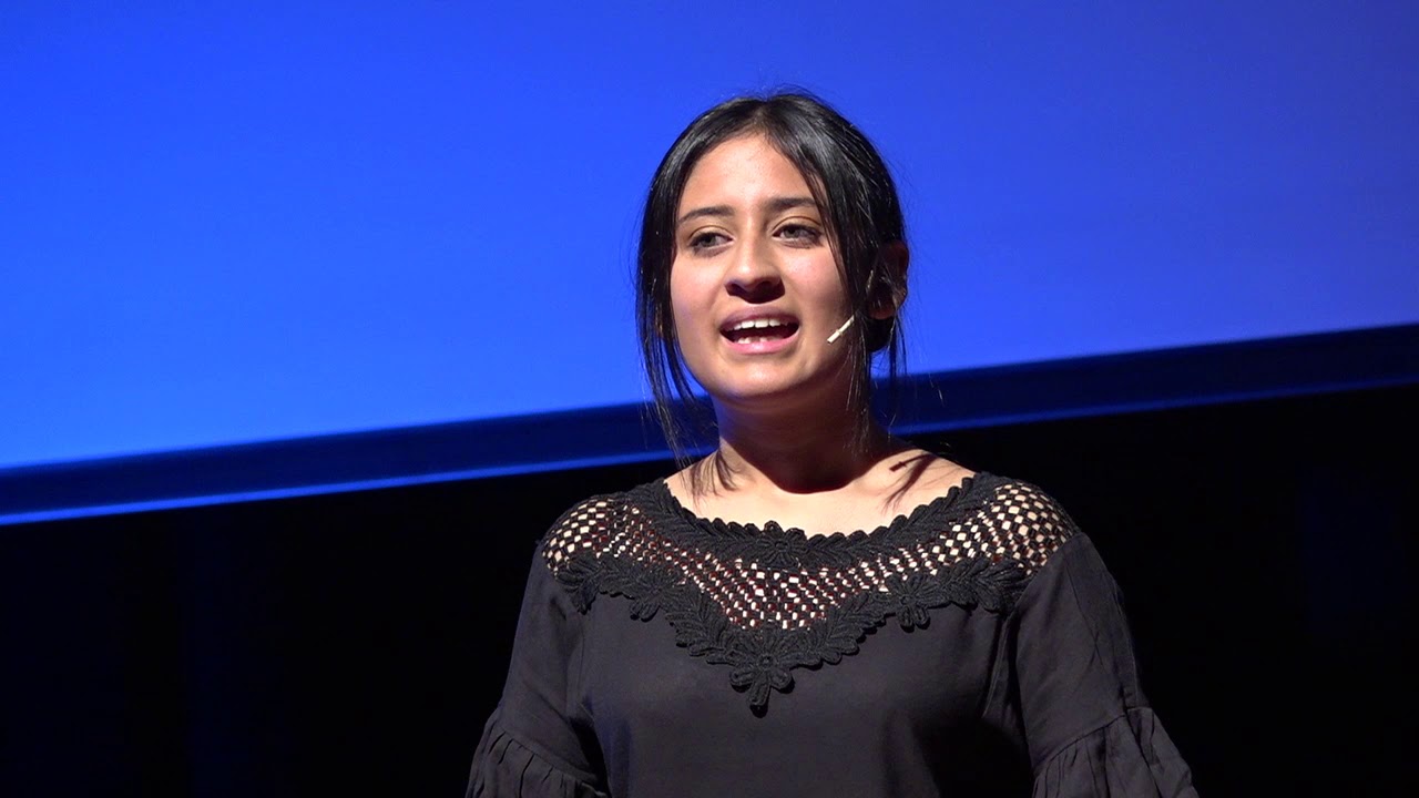 Modelos a seguir | Role Models | Sofía Reyes & Ana Torres | TEDxJoven@Cuenca