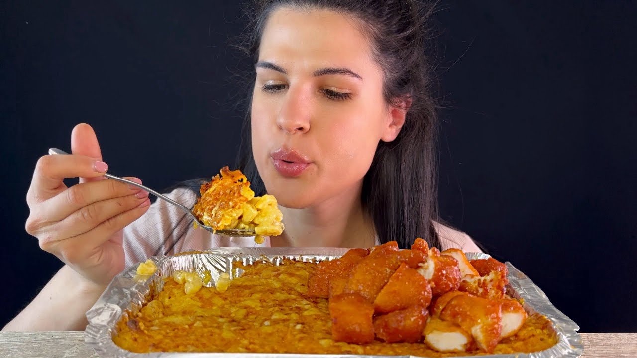 BAKED MAC AND CHEESE & SPICY CHICKEN | MUKBANG | ASMR | EATING SOUNDS