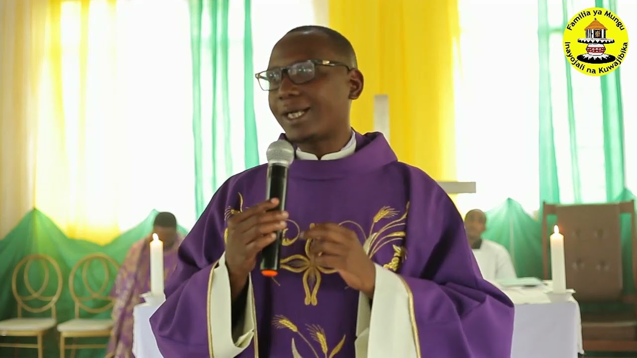 Adhimisho la Misa Takatifu ya kumbukizi ya Askofu Joseph Blomjous na Askofu Mkuu Anthony Mayala.