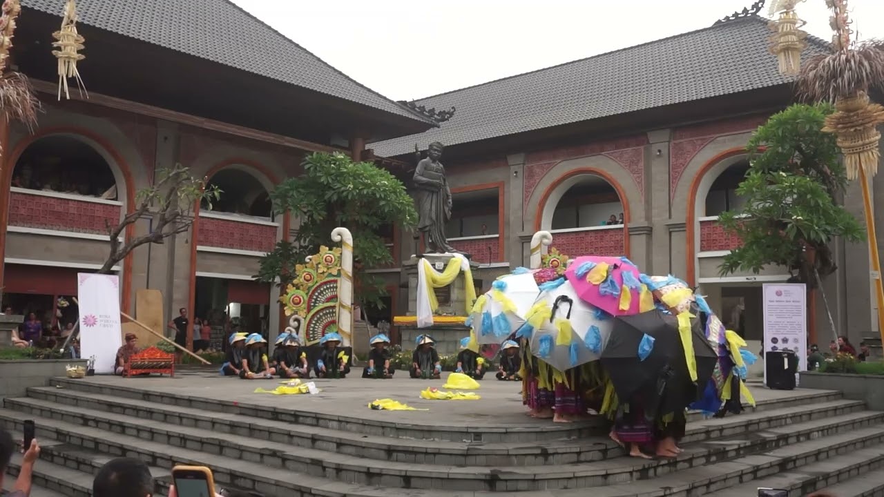 LING PERTIWI ST. LINGGA ARSA || Bina Wisata Ubud
