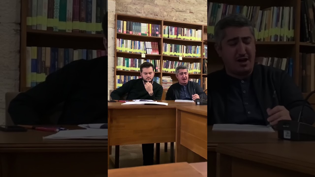 Böyle bir tavırla kaside dinlemediniz daha önce. Sultanahmet cami müezzini Serkan Yıldız.