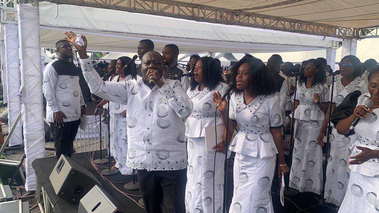 Glorious Pentecost Funeral PRAISE led by Elder Kwasi Mireku at Zoomlion Boss' father's funeral
