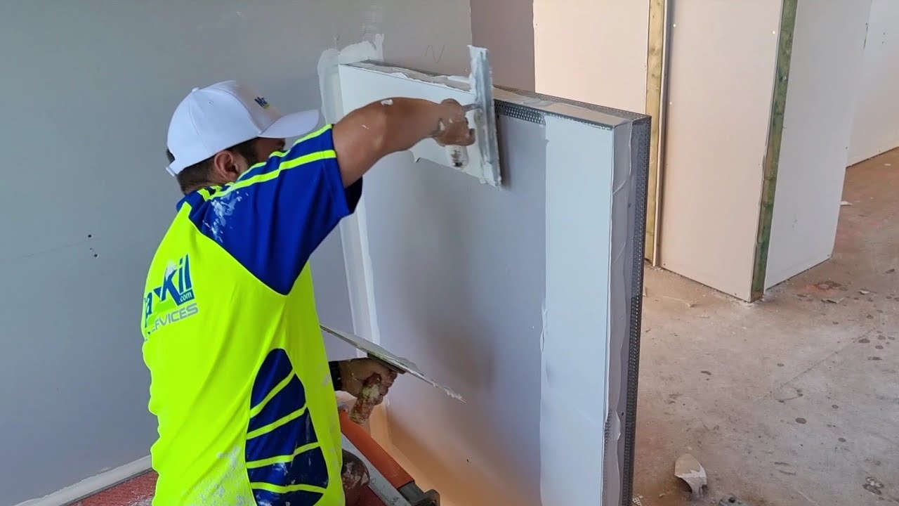 Trowel a Coat on Drywall Corner Beads Like a Pro