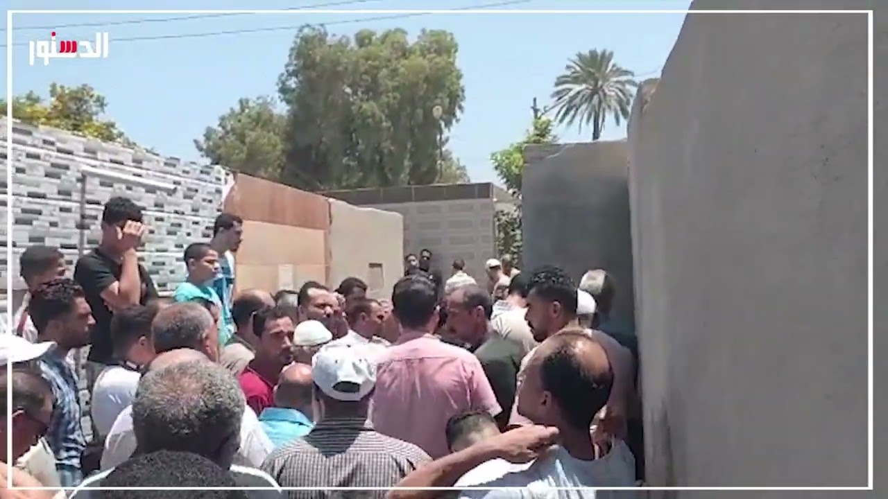 الدستور |جنازة والد الدكتور محمد الباز في الزرقا في دمياط