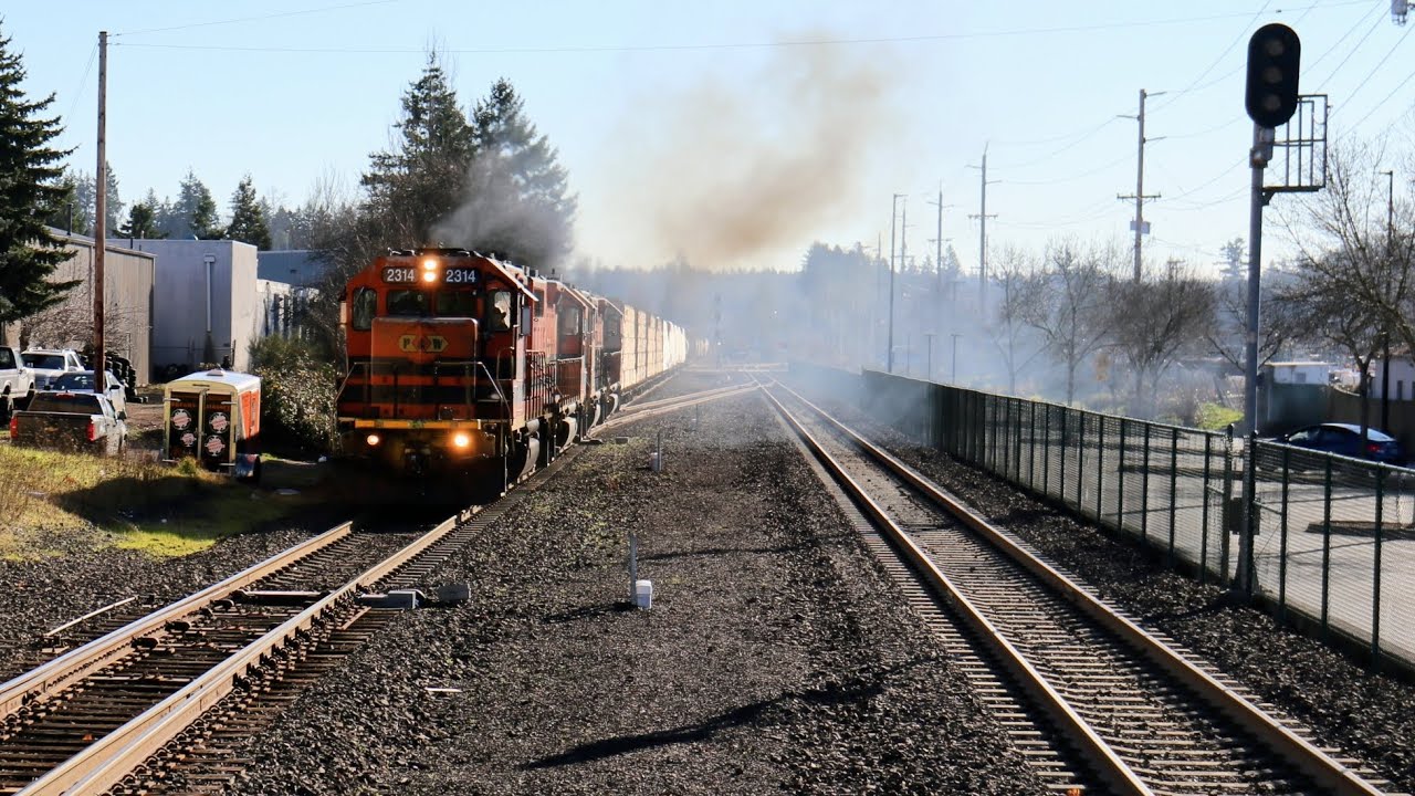 *featuring @p3ytonater3442 * PNWR 2314 going northbound thru Tigard, OR