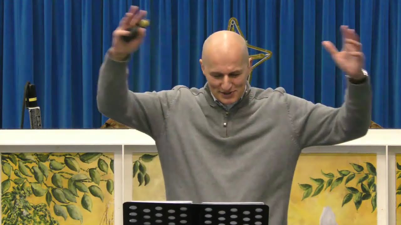 Предстоящая нам гонка — Евреям 12:1-2