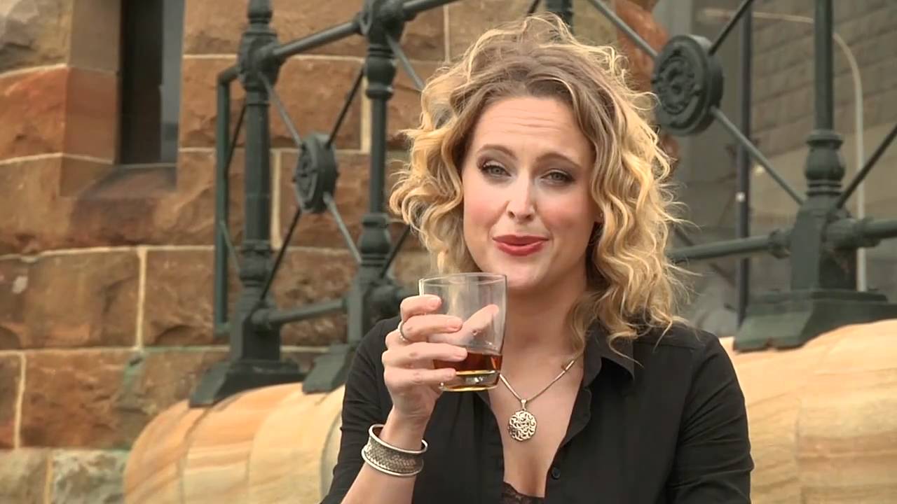 Ali Mutch for Singlemalt.tv on Sydney Harbour