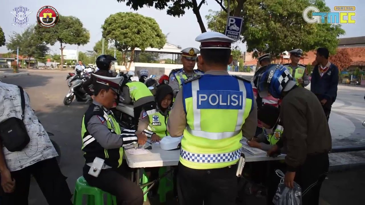 RAZIA STASIONER POLRES TEGAL DI JL. AHMAD YANI SLAWI