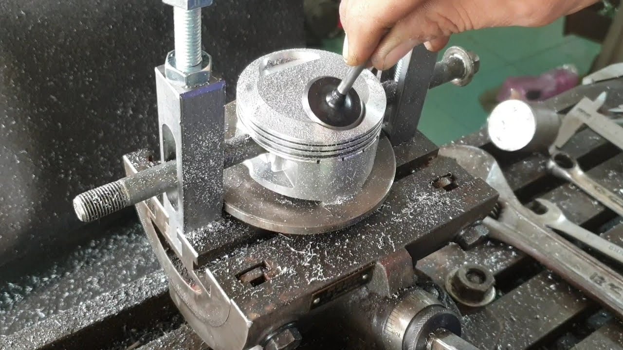 Vớt móc mắt piston