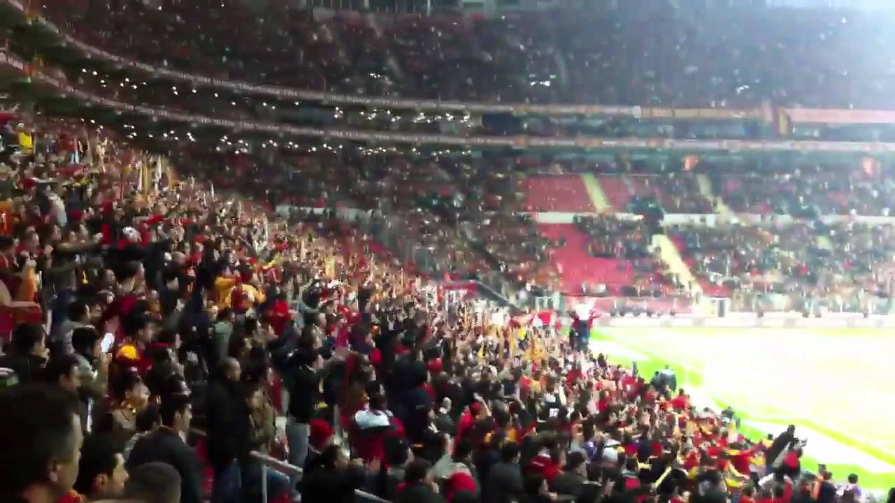 T&uuml;rk Telekom Arena da 131,76 db'lik Rekor