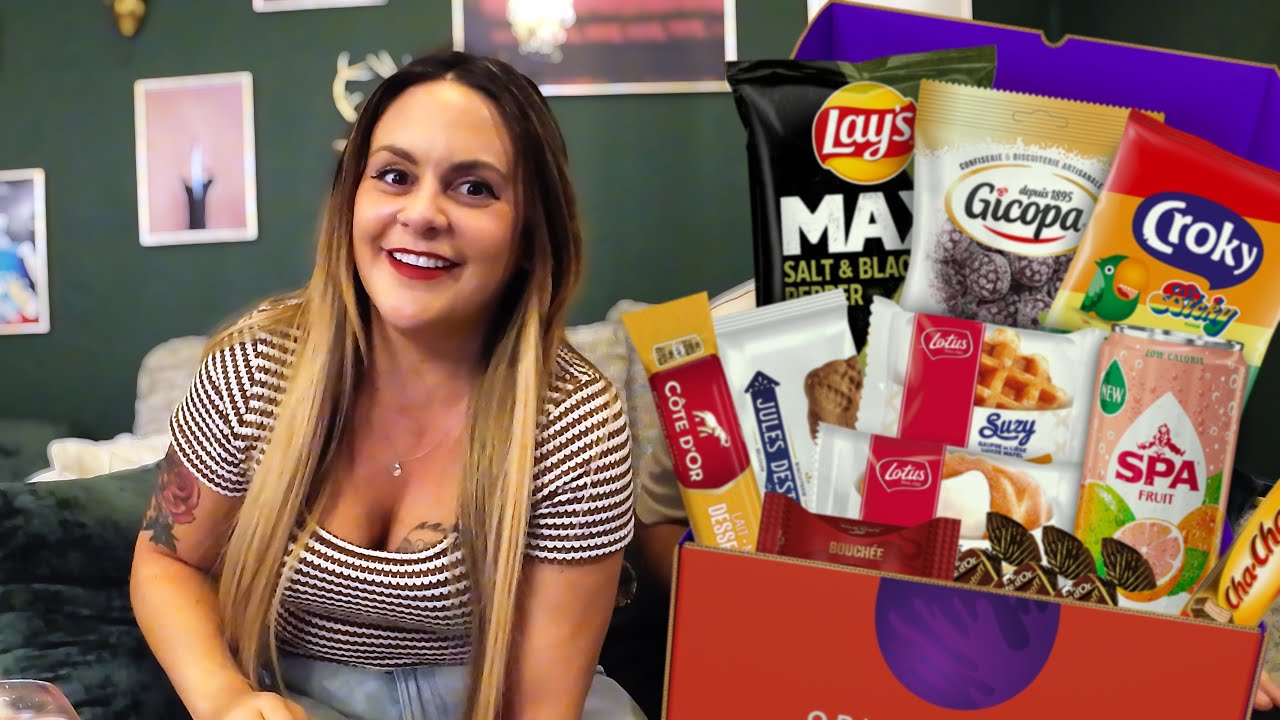 A holiday in a Box! - Snackverse Premium