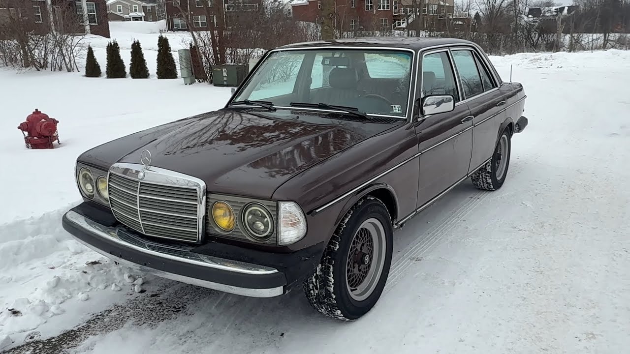 Clean Mercedes 300d W123 Driving Pov and washing 
