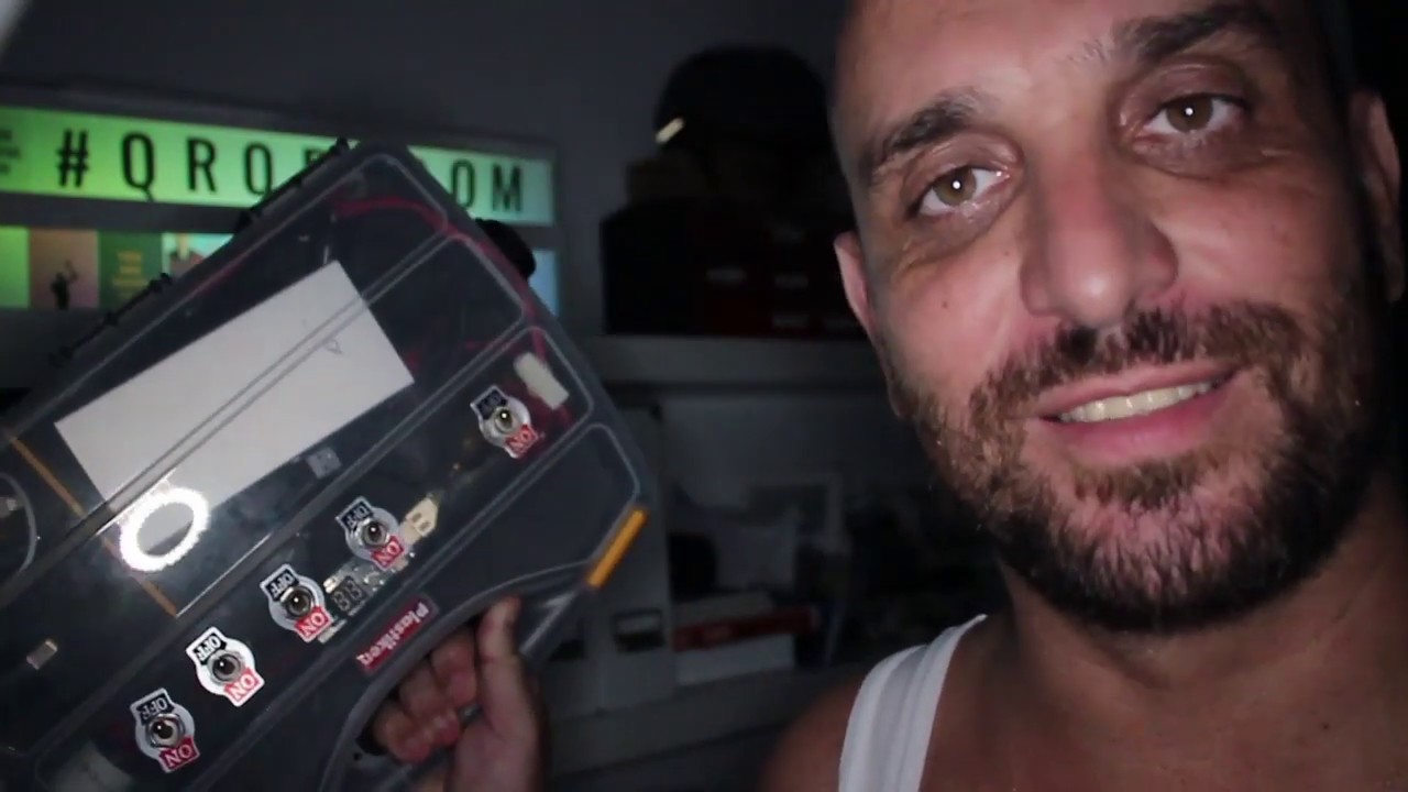 Qroft's DIY solution for your own headphone party.