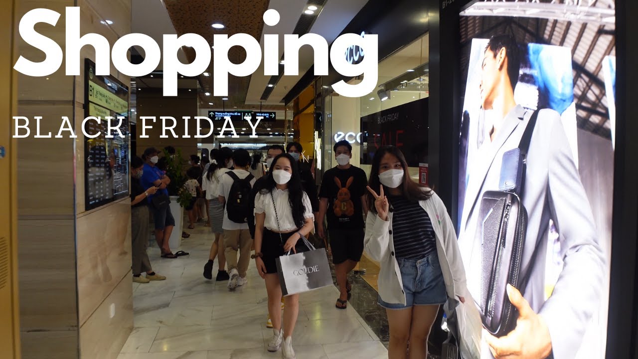 Black Friday MADNESS in Saigon Vietnam  🇻🇳