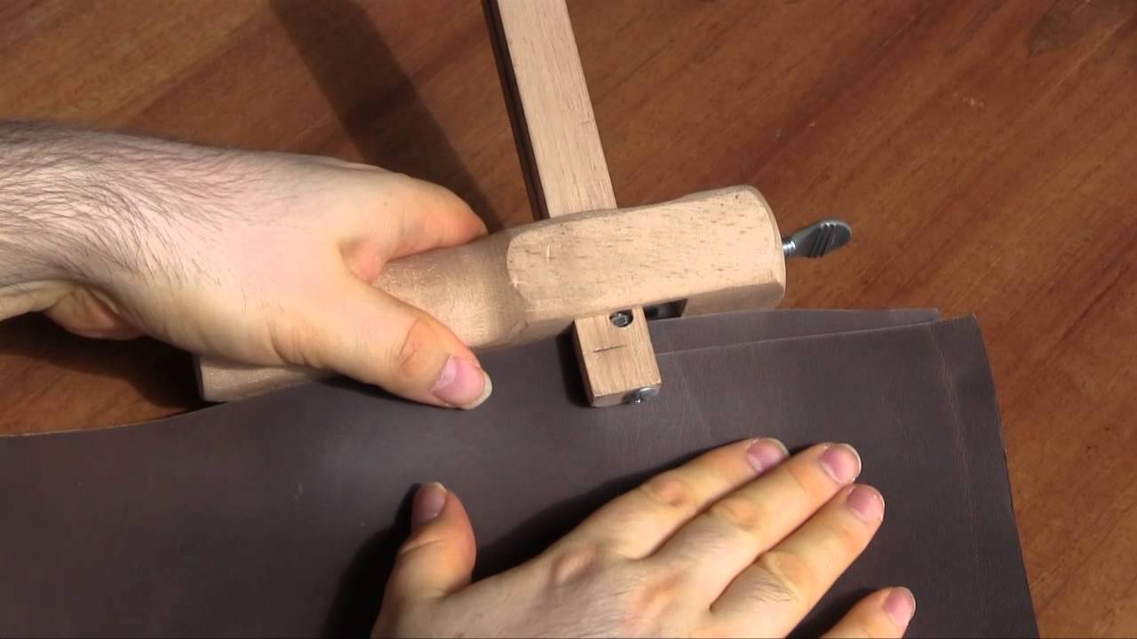 Lederriemen selbst schneiden mit einem Riemenschneider - Using a strapcutter