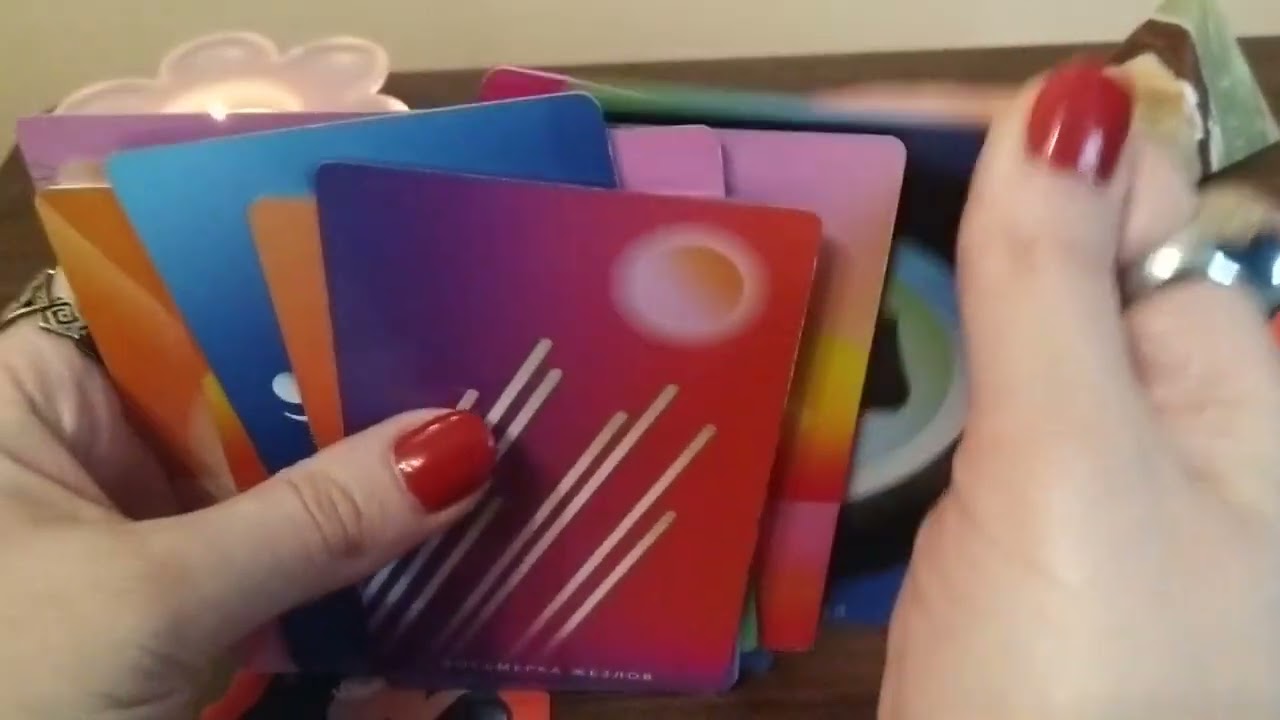 Что сейчас происходит за вашей спиной?👁️😲🌛