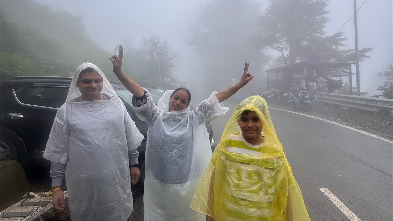 घने बादल, बरसात और सुरकंडा देवी मंदिर की रहस्यमयी यात्रा! 🌧️🏔️