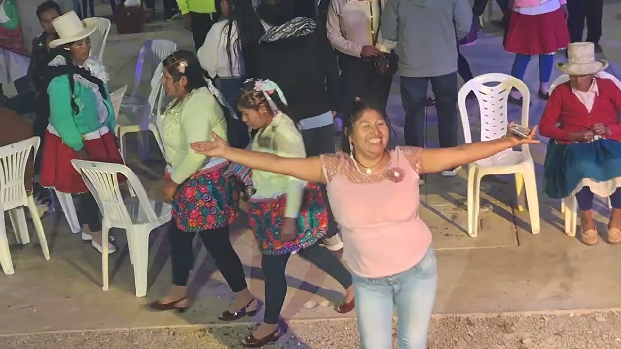 Deyci saturno en concierto en Yugay 