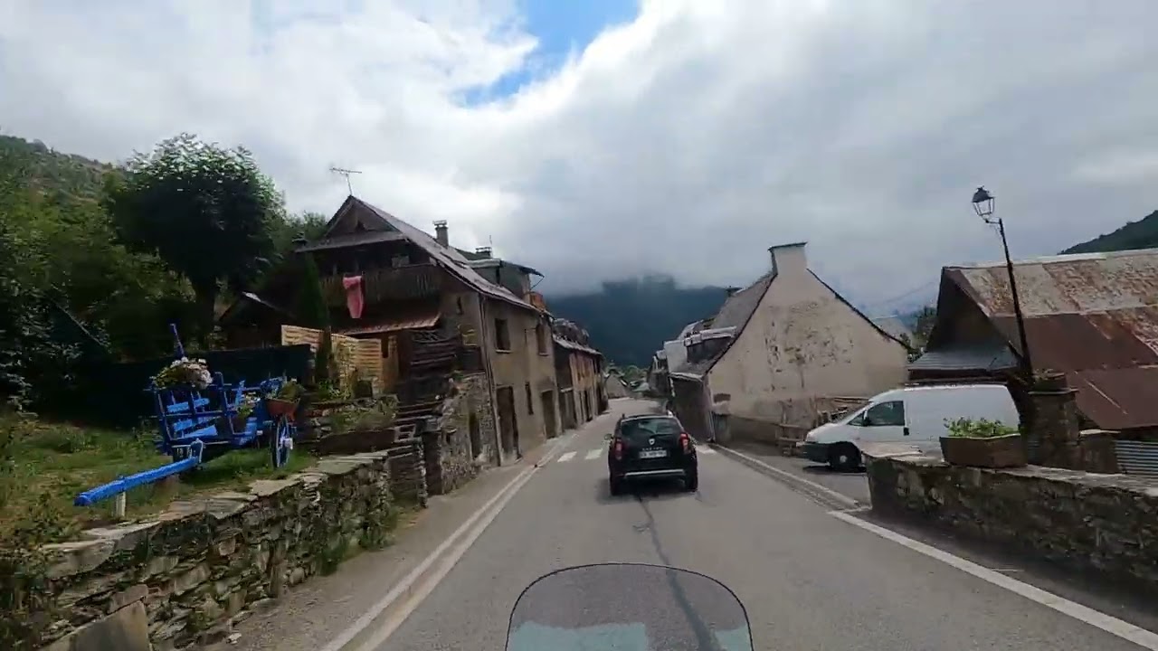 descente du peyresourde arrive a luchon