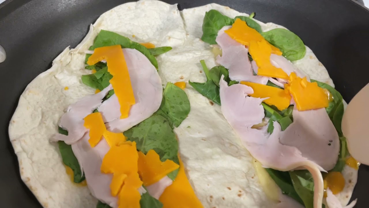 TGIF Sandwich / Lunch #tgif#lunch#sandwich#kids#worklunch#Spinach# #Turkey#Ham#Cheese#