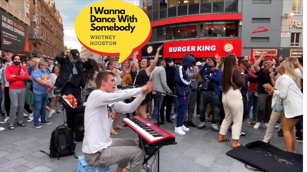 CRAZY CROWD! | I Wanna Dance With Somebody - Whitney Houston | 7Colourfulmind