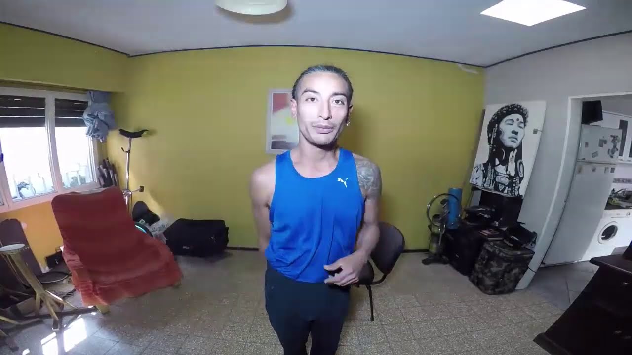 Choco les enseña la técnica de parada de manos!!