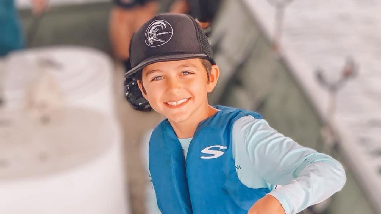 Surgeon amputates part of boy’s leg after shark attack