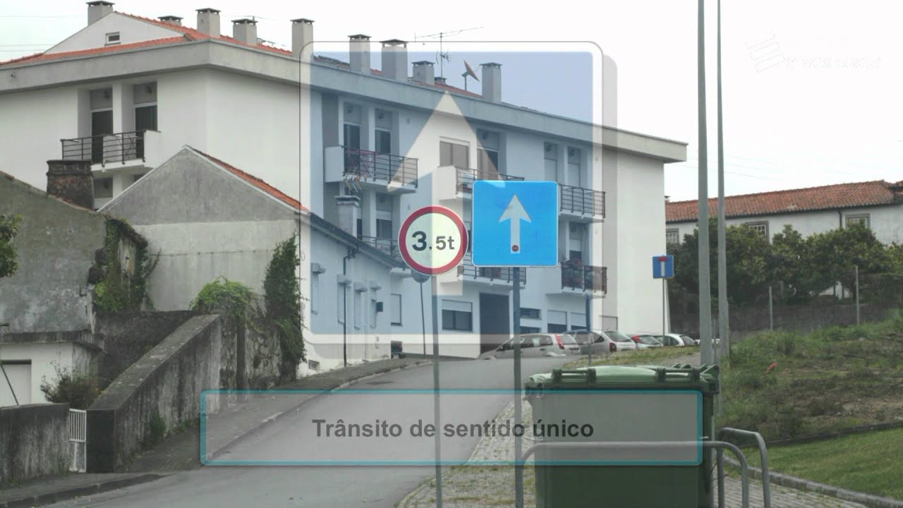 Segurança Rodoviária: Sinais de informação 01
