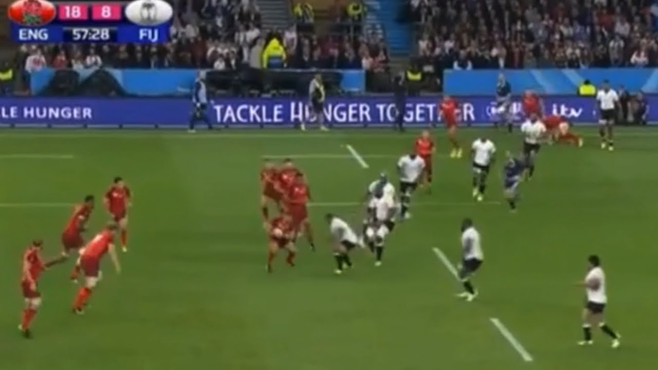 Tom Youngs bounces off Sunia Koto