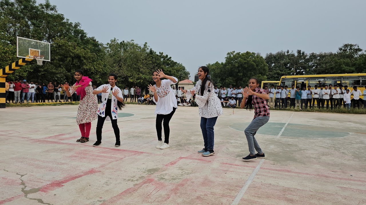 FlashMob/FlashMob in SCIT at KHAMMAM/#FlashMob/#PrasadSir/#FlashMobSCIT