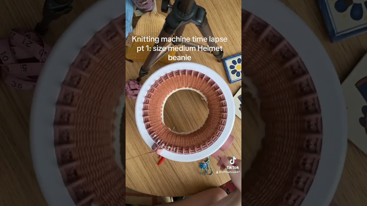 Knitting machine time lapse. Knitted beanie #knittingmachine #knittedbeanie