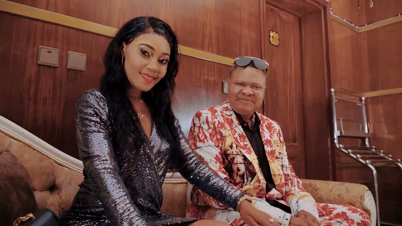 Chancelier DESI MBWESE feat Pompon MIYAKE - BINANU ( Clip Officiel )