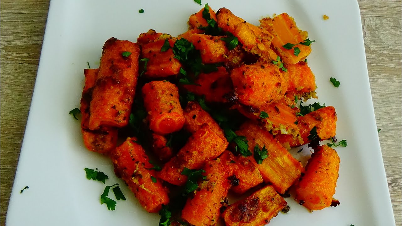 Запеченная морковь с чесноком и пармезаном. Просто и вкусно!
