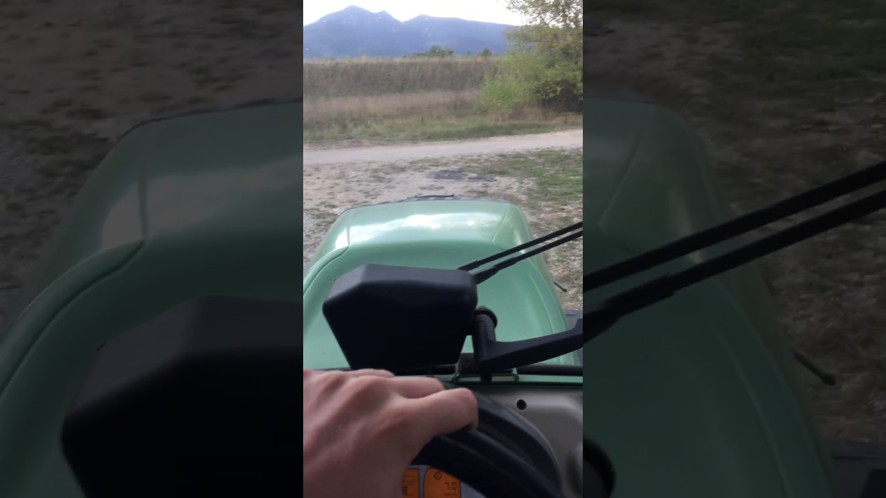 Petit test FENDT 208 vario tms avec remorque hydraulique