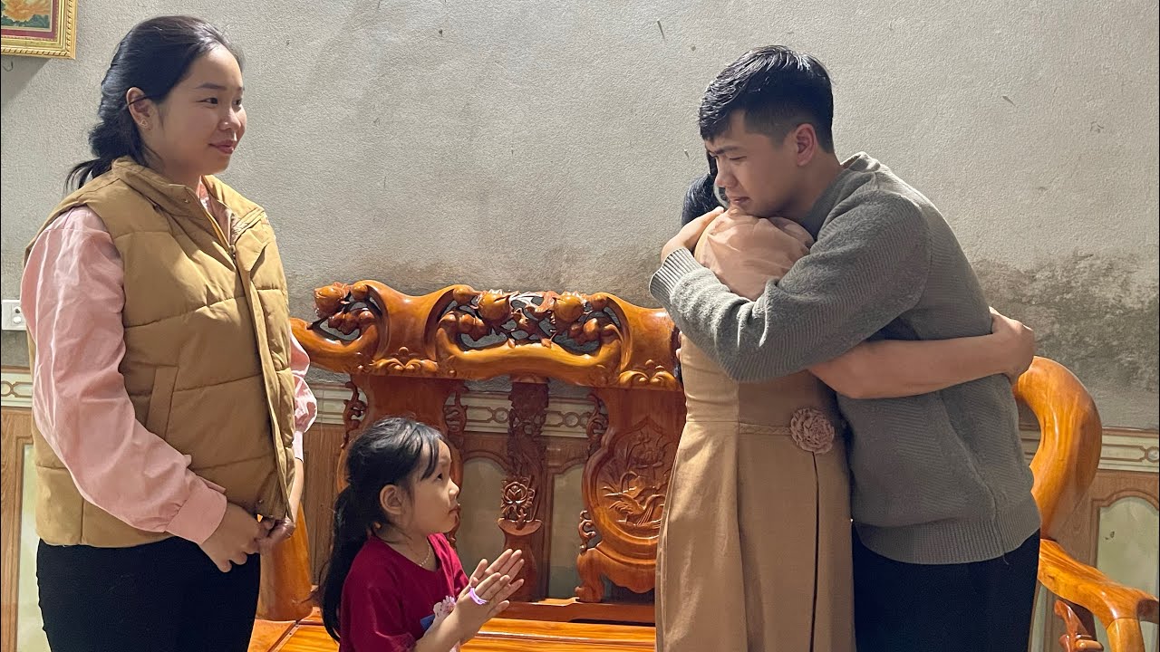 Момент воссоединения: Мать Ву была вне себя от радости и очень счастлива видеть его возвращение домо