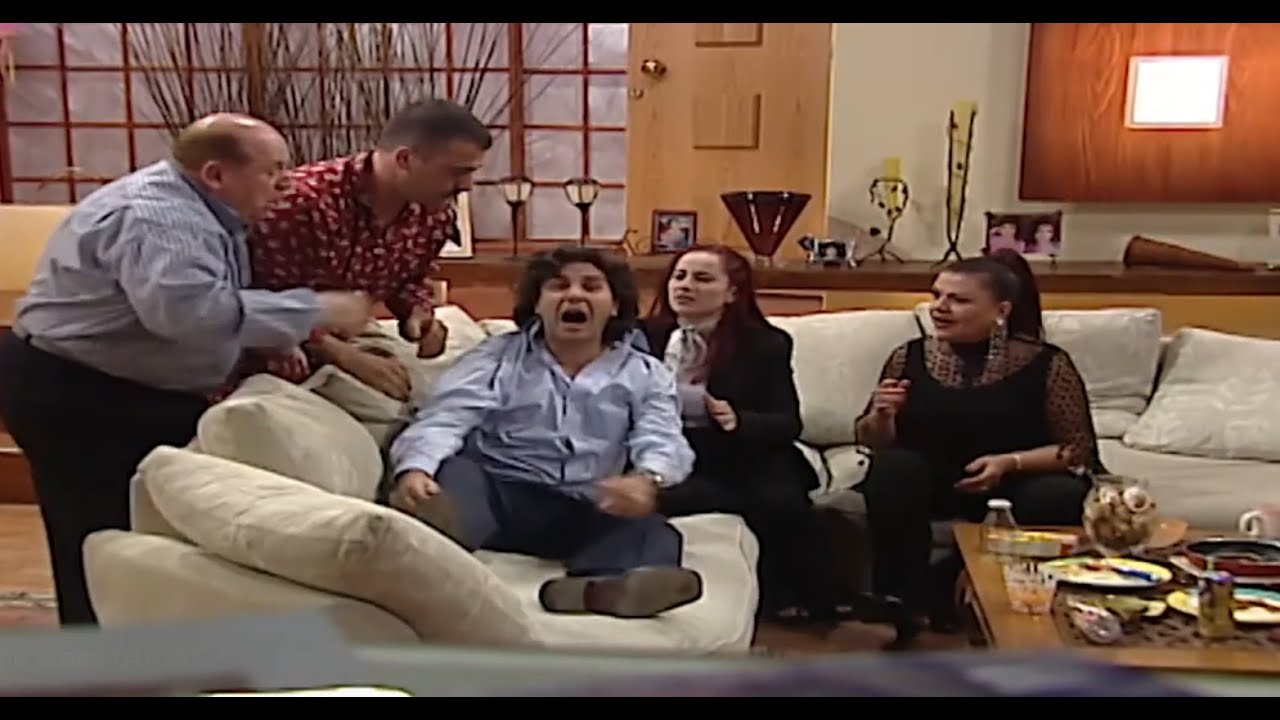 فادي جن لمّا شاف إمّه و مديره سهرانين سوا 🤣