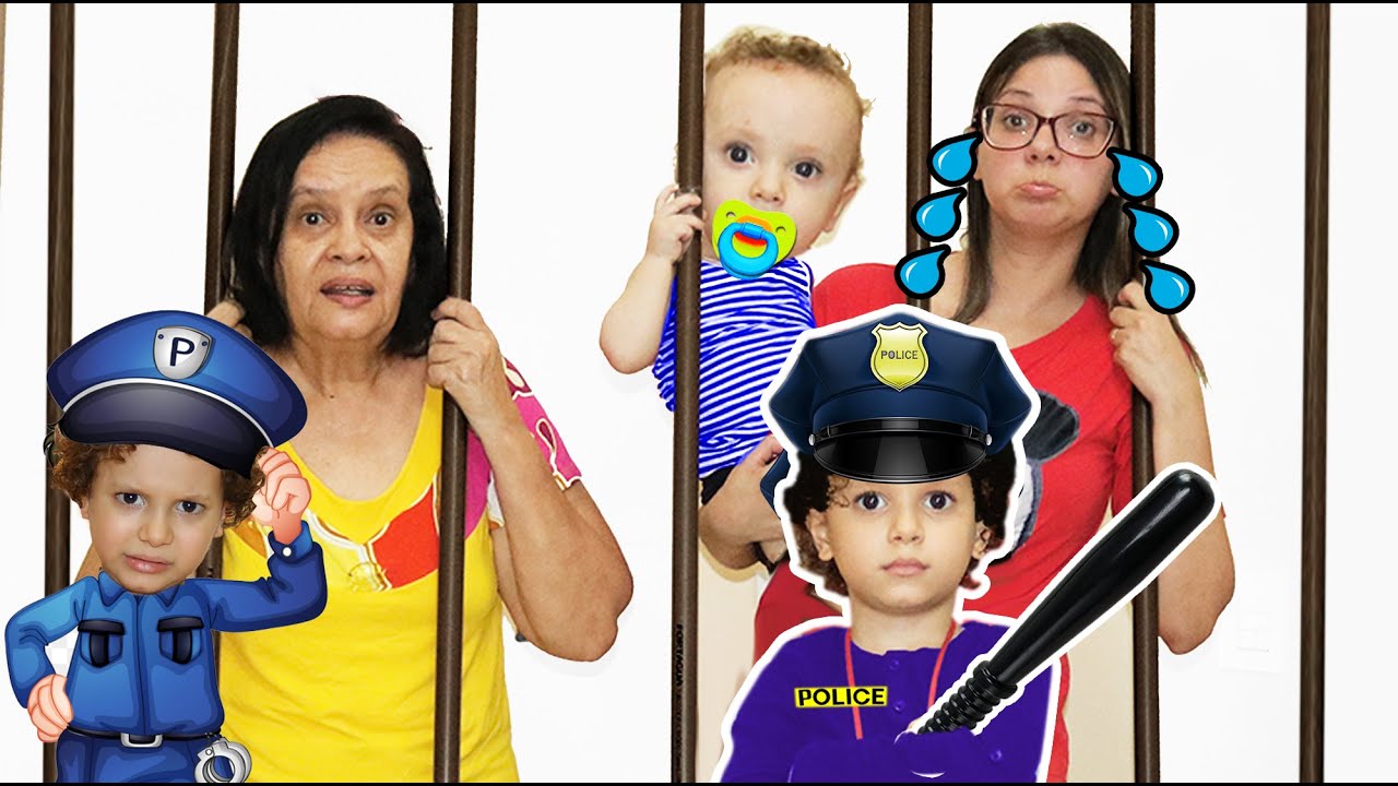 CADU FINGE BRINCAR DE SER POLICIAL E SALVA A BEBÊ REBORN COM A MAMÃE E A VOVÓ