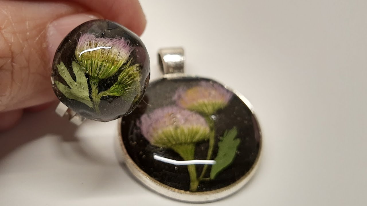 Uv resin dried flower pendant and ring set
