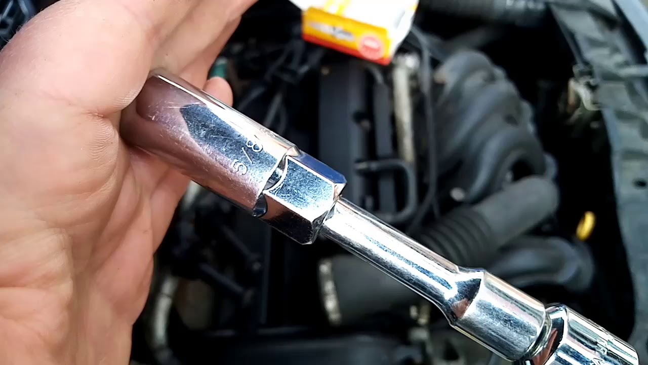 Small service on a fiesta (HT leads, spark plugs)