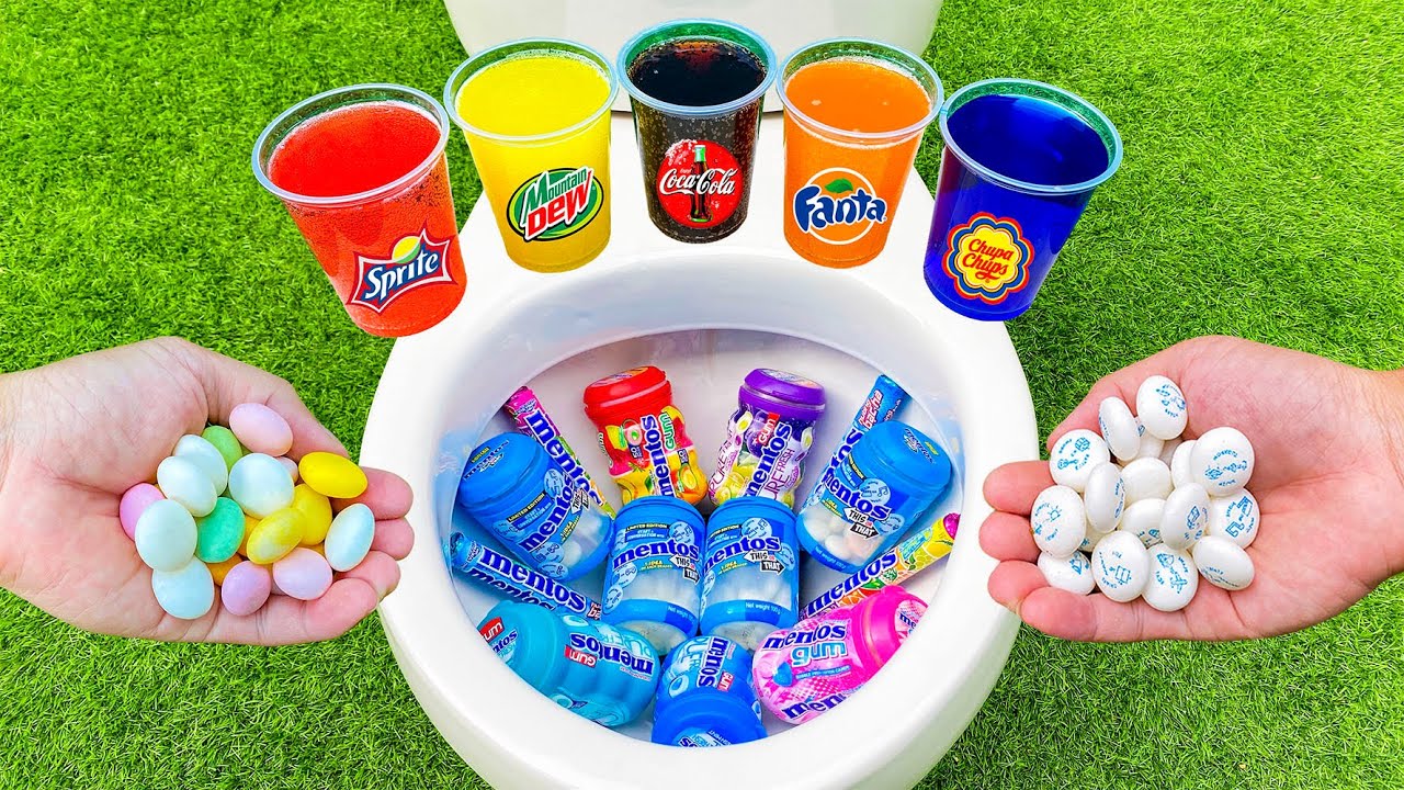 Experiment: Mentos Gum VS Sprite Red, Coca-Cola, Fanta, Chupa Chups, Mountain Dew in the toilet
