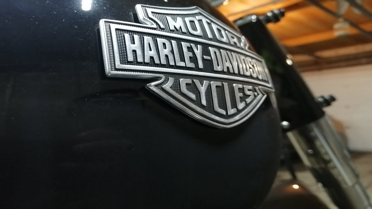 Классический американский боббер. Гаражный обзор Harley-Davidson Softail Slim 2016.