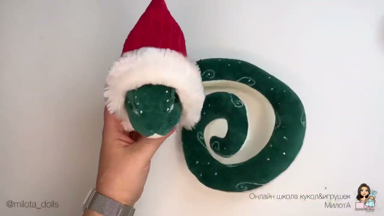 Новогодний колпак для игрушки или куклы своими руками. DIY Christmas cap