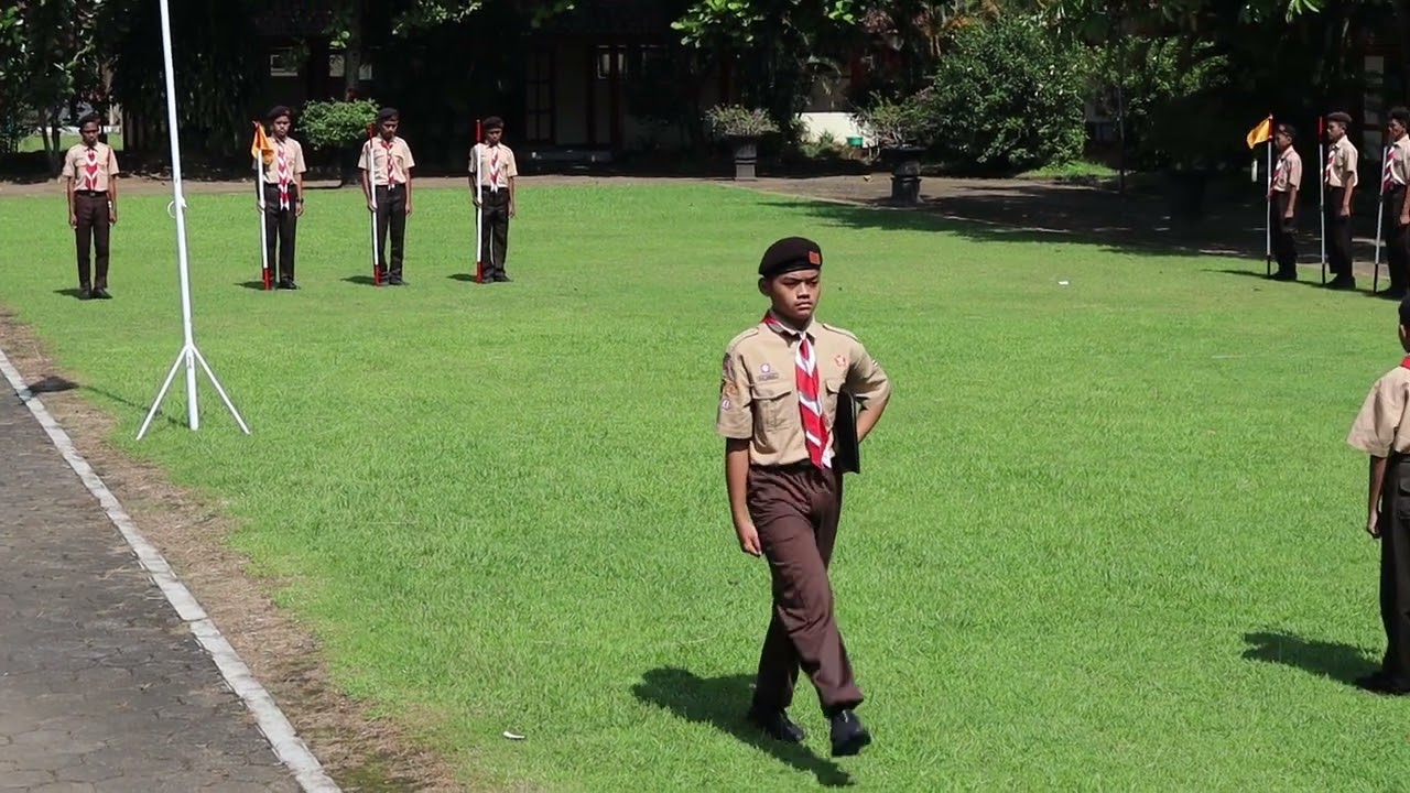 Lomba Upacara Pembukaan Latihan Pramuka Penggalang Tahun 2022 Pangkalan SMP Negeri 1 Borobudur