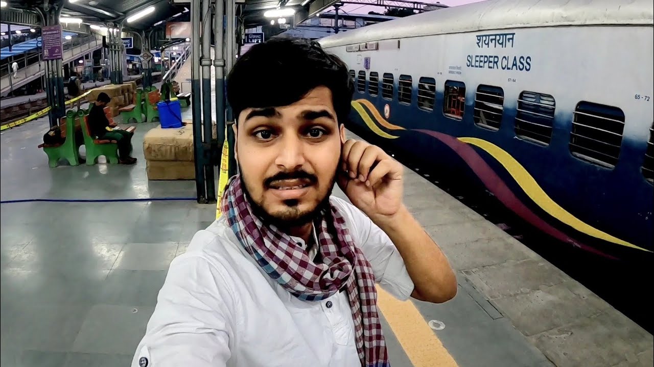 Mahamana Express Train Journey *Bathroom Leakage Problem*