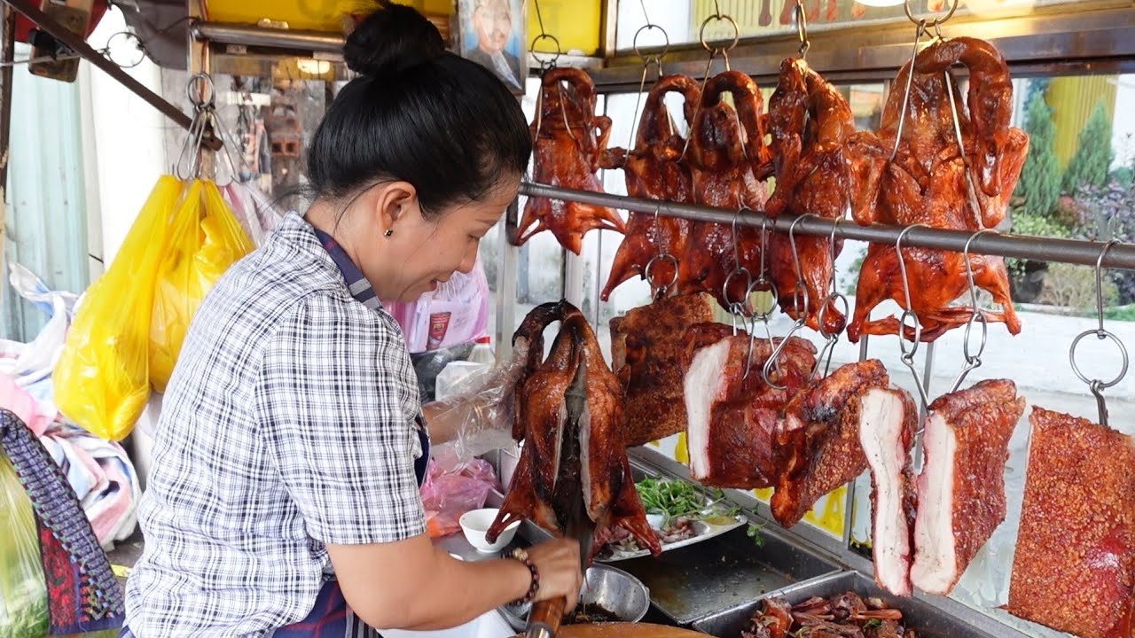 Bất ngờ chị Miền Tây xuất chiêu đi những đường quyền vịt quay nhanh và đều như cái máy nhật