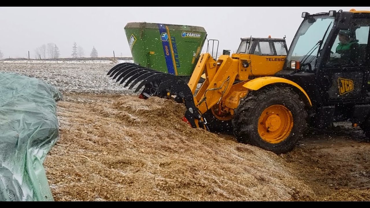 Codzienne Obowiązki 2018 #8|Mieszanie paszy TMR|JCB 530|URSUS 1012|FARESIN MAGNUM 1100