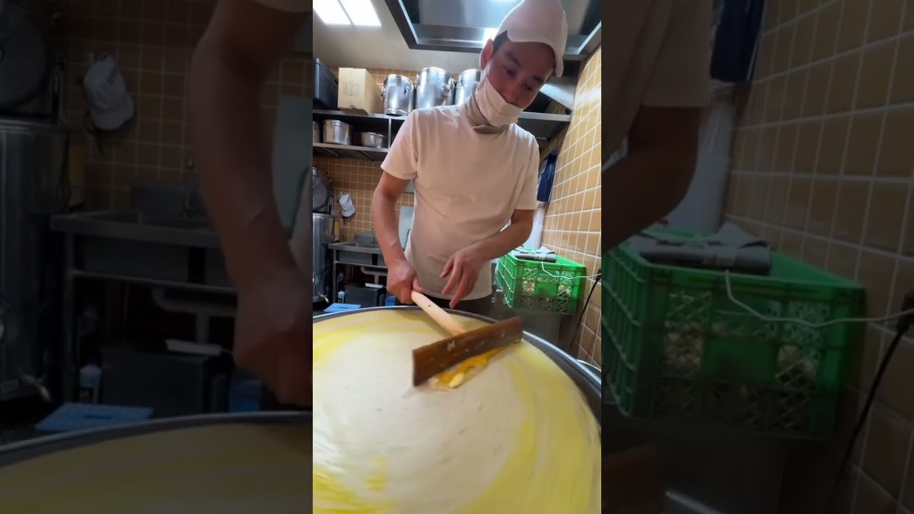 Chinese pancake, I call it Chinese Ragag bread in Beijing #food #tasty #cooking